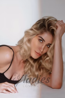 darkblond-cim-group3 18