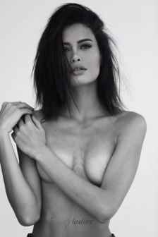Portrait of Lipsena, Hand job escort.