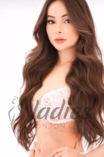 Portrait of Jaykara, Face Sitting escort.