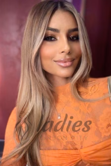 Ezora-blonde-party-gfe-cif (4)