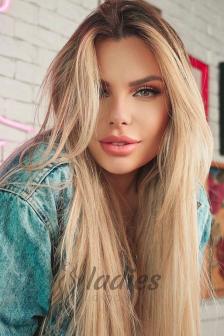 Adagio-blonde-pse-gfe-toys (1)