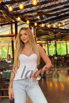 Aldona-blonde-gfe-mmf-fk (14)