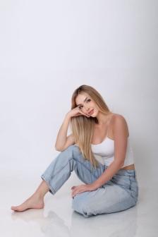 Aldona-blonde-gfe-mmf-fk (15)