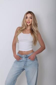 Aldona-blonde-gfe-mmf-fk (3)