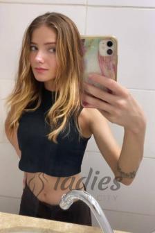 Bazia-blonde-cob-owo-fk (3)