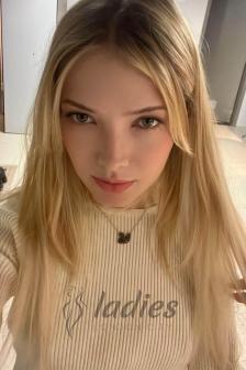 Bazia-blonde-cob-owo-fk (9)