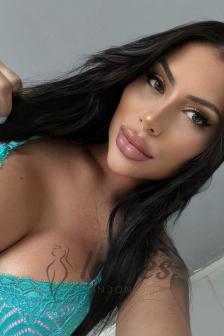 Consuela-brunette-cif-cob-gfe (5)