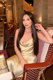 Fiery-brunette-massage-gfe-69 (5)