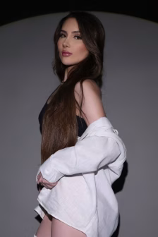 Fiery-brunette-massage-gfe-69 (6)