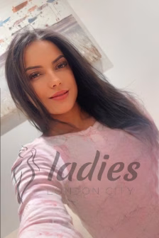 Fizz-brunette-toys-gfe-party (5)