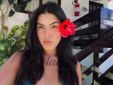 Izaura-COB-COM-CIF (2)