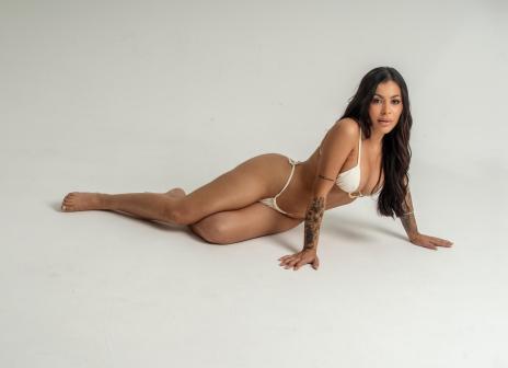 Javiera-brunette-owo-gfe-massage (6)