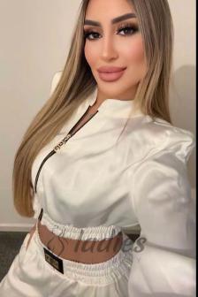 Manami-blonde-owo-cob-toys (8)