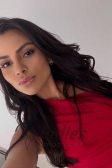 Maple-brunette-party-gfe-toys (8)