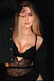 Orfia-blonde-cob-owo-cim (8)