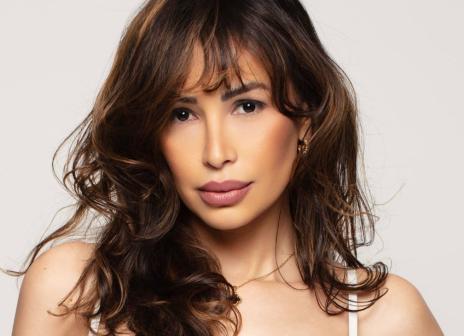 Ozelia-brunette-mmf-pse-gfe 10