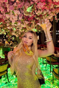 Pacha-blonde-party-owc-cob 1