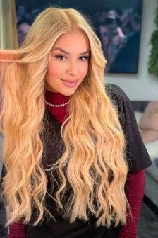 Pacha-blonde-party-owc-cob 11