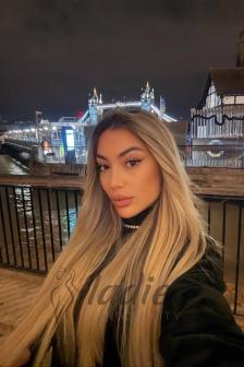 Paige-blonde-cif-owo-mmf (5)