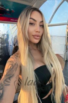 Paige-blonde-cif-owo-mmf (7)