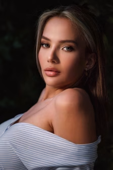 Safrona-blonde-toys-gfe-cif (6)