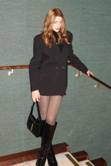 Sindetta-Red-massage-party-gfe (13)