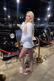 Spargy-blonde-party-gfe-owo (3)