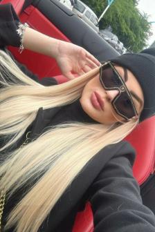 Spargy-blonde-party-gfe-owo (4)