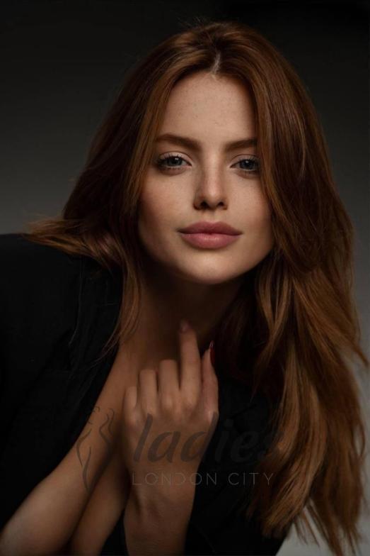 Vanetta-red-cob-owo-cif (2)