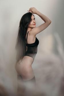 Weegee-brown-gfe-dt-cob (7)