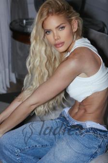 blonde-cim-group-owo (1)