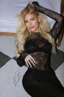 blonde-cim-group-owo (10)