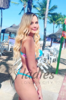 blonde-cim-group-owo (5)