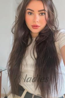 brunette-cim-group-owo (1)